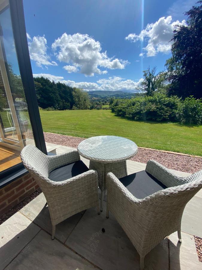 Cwmbach Lodge Luxury B&B Glasbury Экстерьер фото