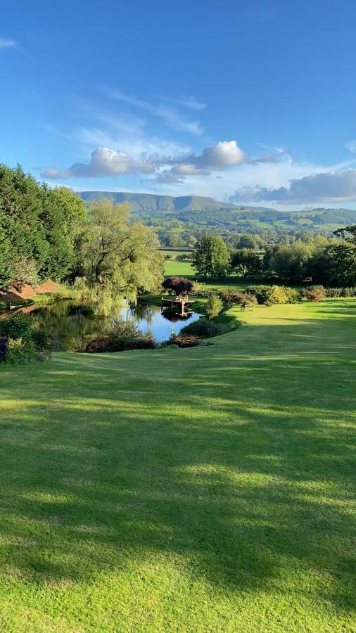 Cwmbach Lodge Luxury B&B Glasbury Экстерьер фото
